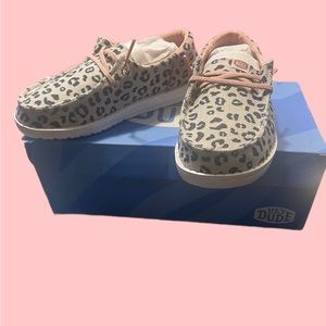 Girls Hey Dude Shoes